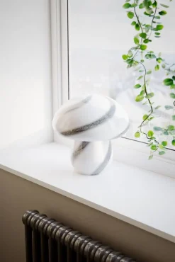 By Rydéns pöytävalaisin Mira Mushroom valkoinen / musta