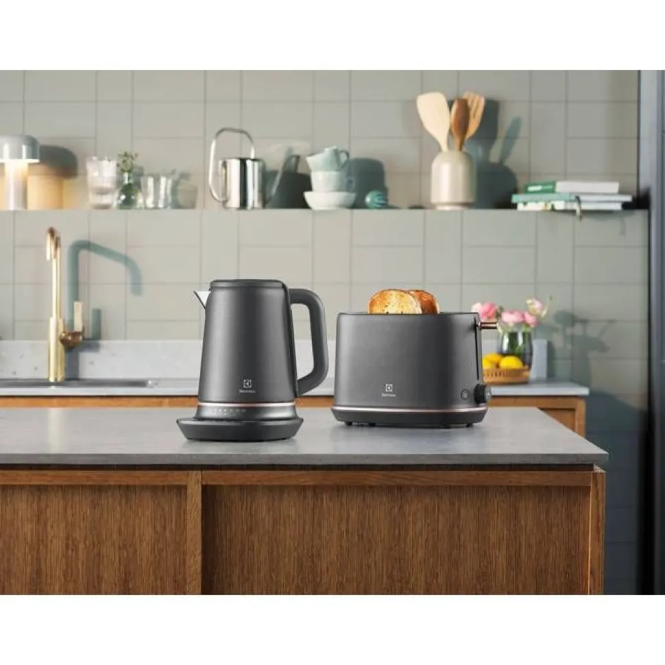 Electrolux Explore 7 vedenkeitin 1,25 L E7CK1-6BP