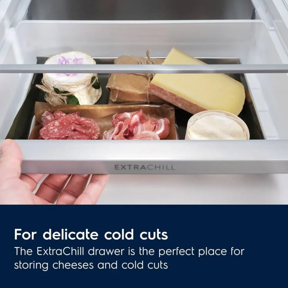 Electrolux jääkaappipakastin LNT7MC32W