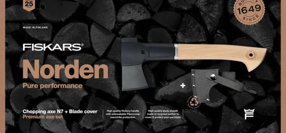 Fiskars Norden retkikirves N7 ja teräsuojus, setti