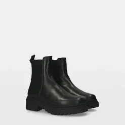 Musse & Cloud chelseat Yan NBK Black