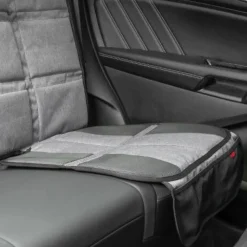 Reer TravelKid Maxi Protect istuinsuoja takapenkin selkänojaan
