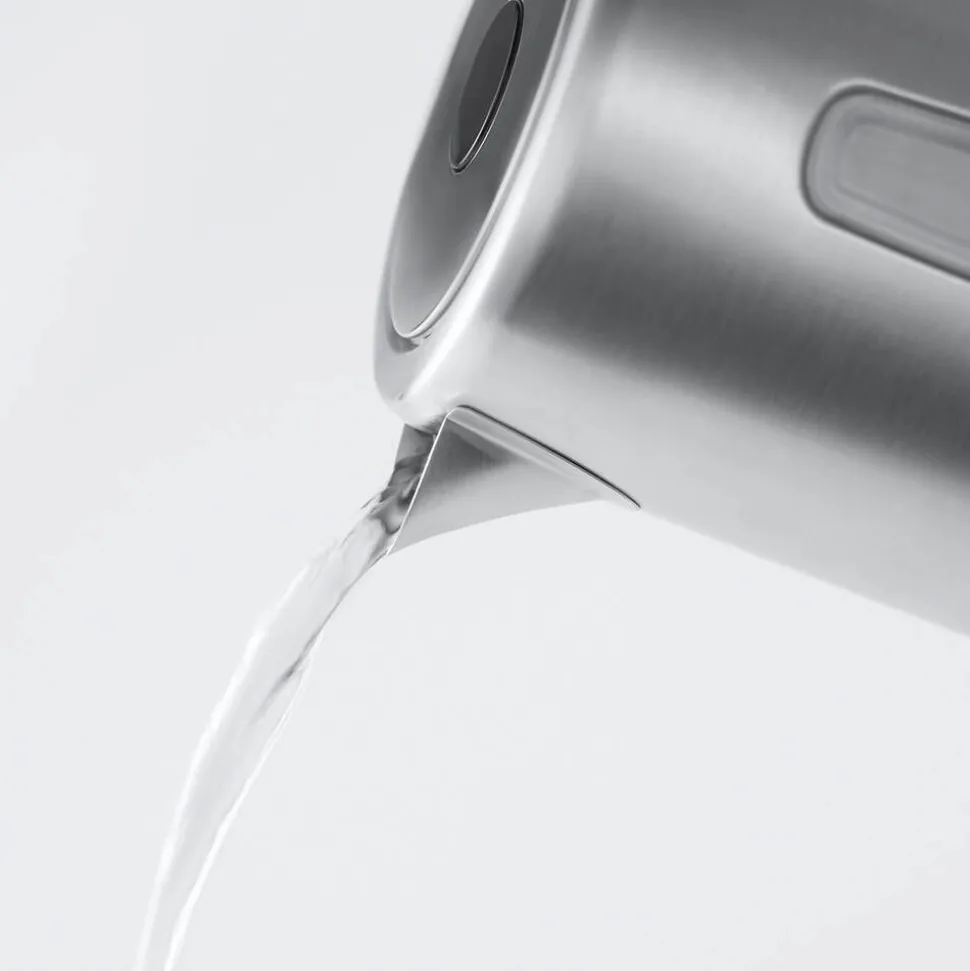 Russell Hobbs vedenkeitin Compact Home 24190-70 teräs