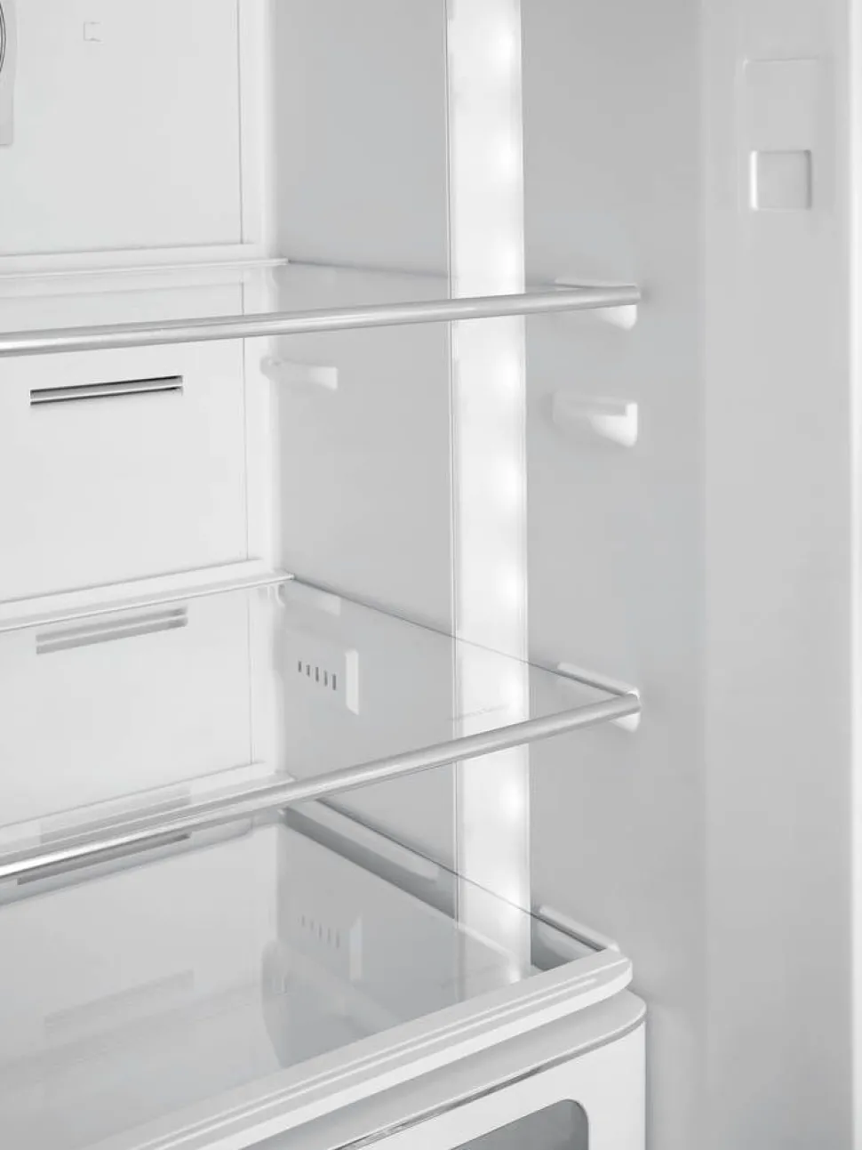 Smeg retrojääkaappipakastin FAB32RBL5 musta, oikea