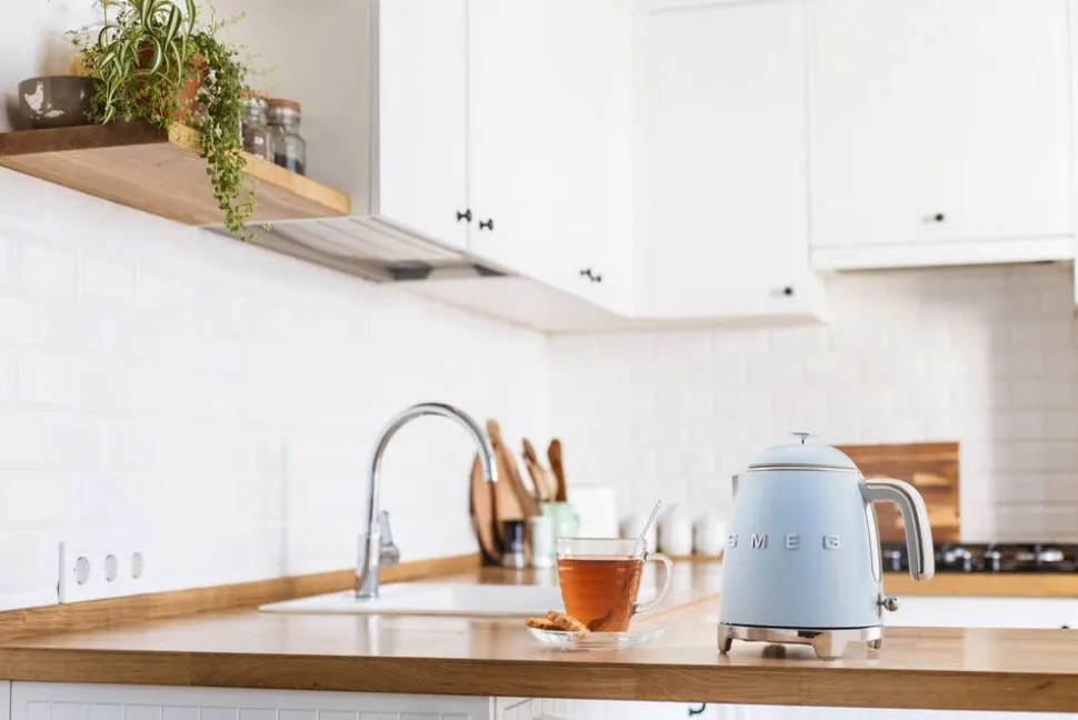 Smeg vedenkeitin KLF05PBEU 0,8 L sininen