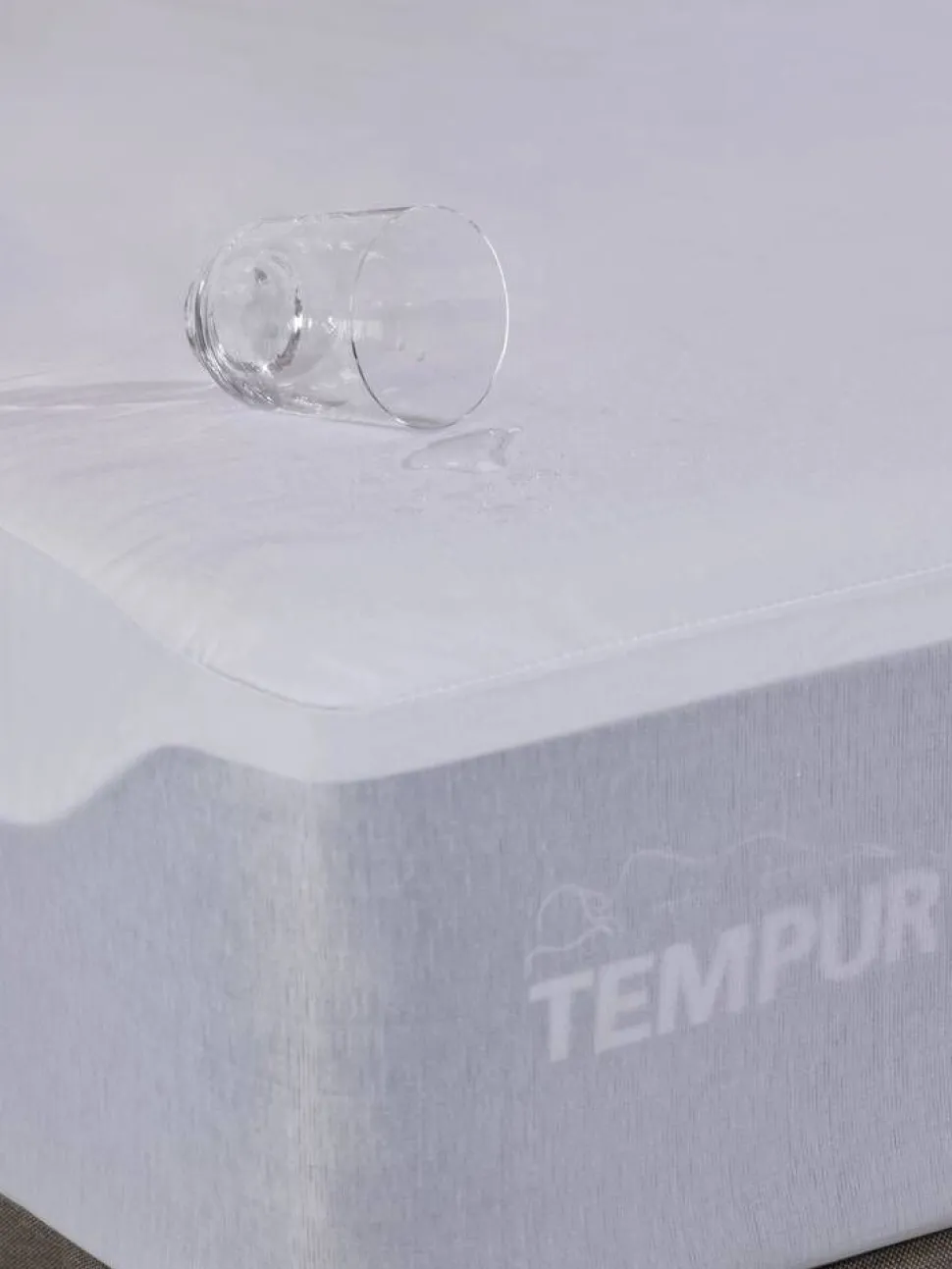 TEMPUR 100x200x31 cm muotoonommeltu suojalakana Organic Cott