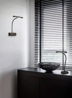 Trio Lighting LED pöytävalaisin Curtis mattamusta