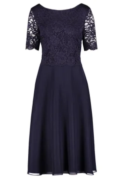 Vera Mont mekko 0113 4825
