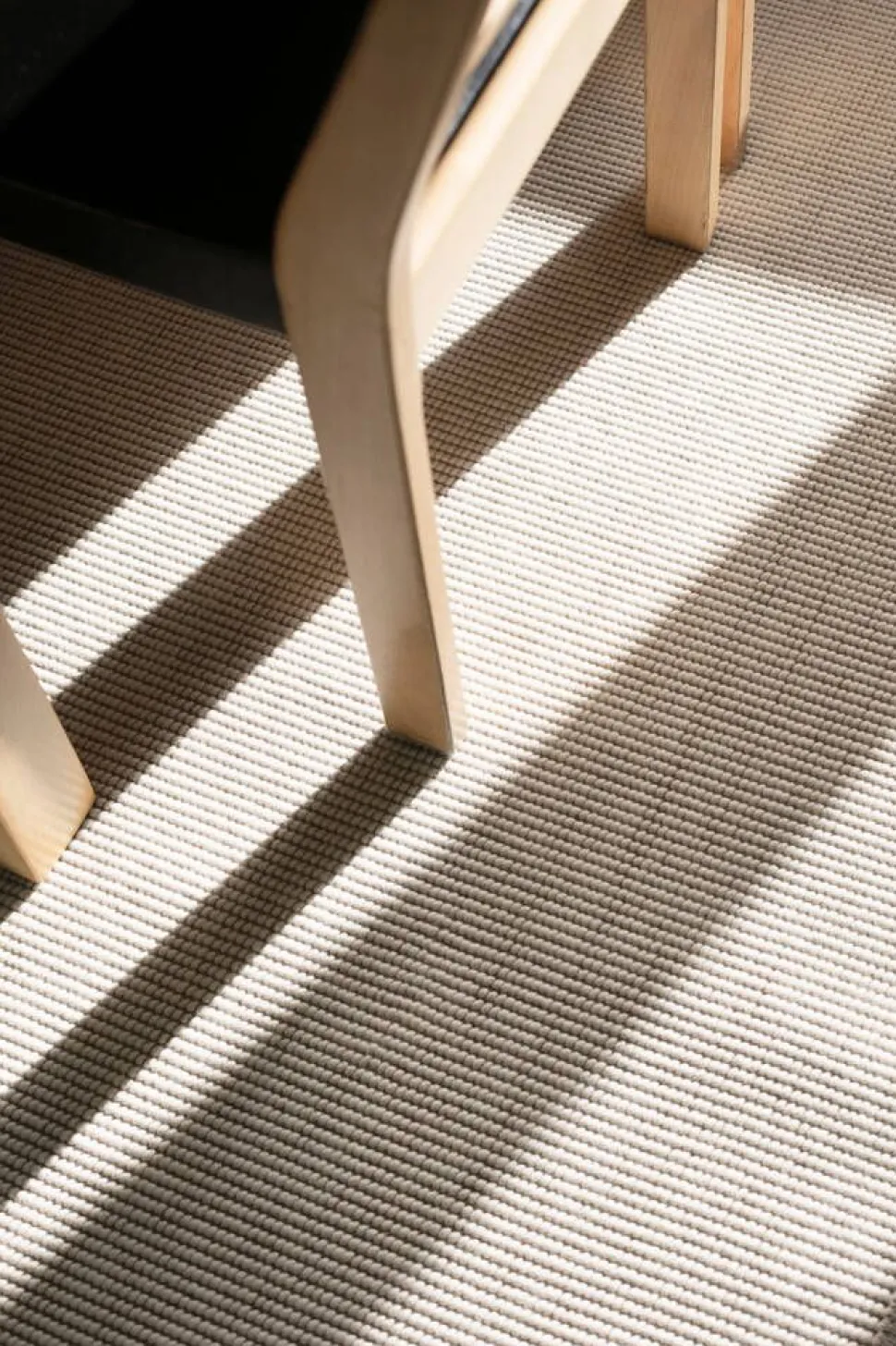 VM-Carpet Esmeralda 71 valkoinen, 160*230 cm, kantti 009 B