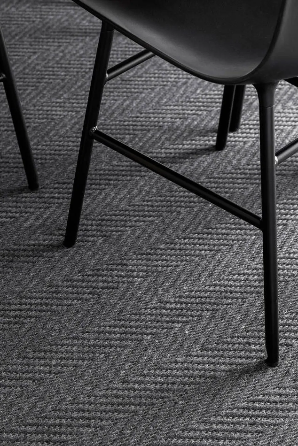 VM-Carpet matto Elsa Ø 240 cm musta