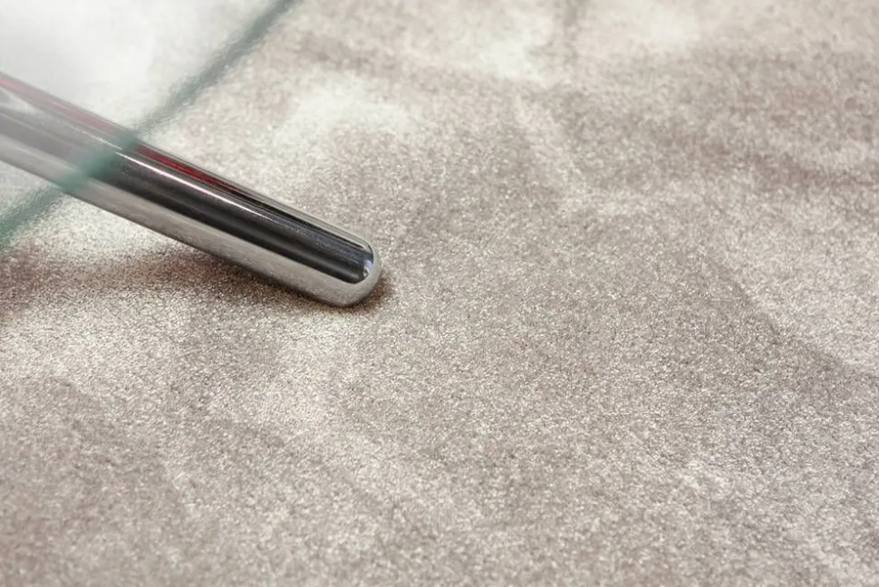 VM-Carpet Satine 850 harmaa, Ø 133 cm, kantti 5434